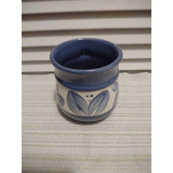 Pfaltzgraff VILLA FLORA Blue Leaf Flowers Band Stoneware Coffee Mug Cup - Picture 5 of 7